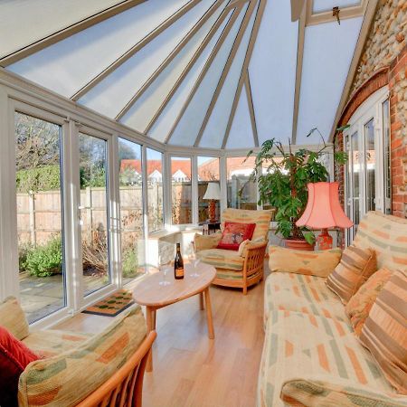 Woodview Villa Holt  Bagian luar foto
