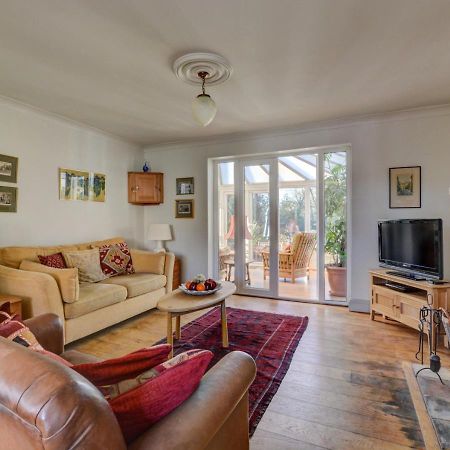 Woodview Villa Holt  Bagian luar foto