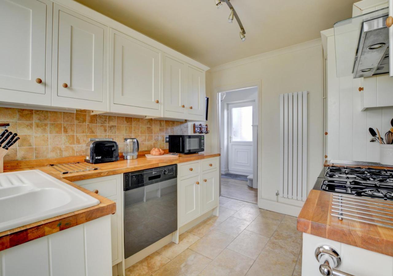 Woodview Villa Holt  Bagian luar foto